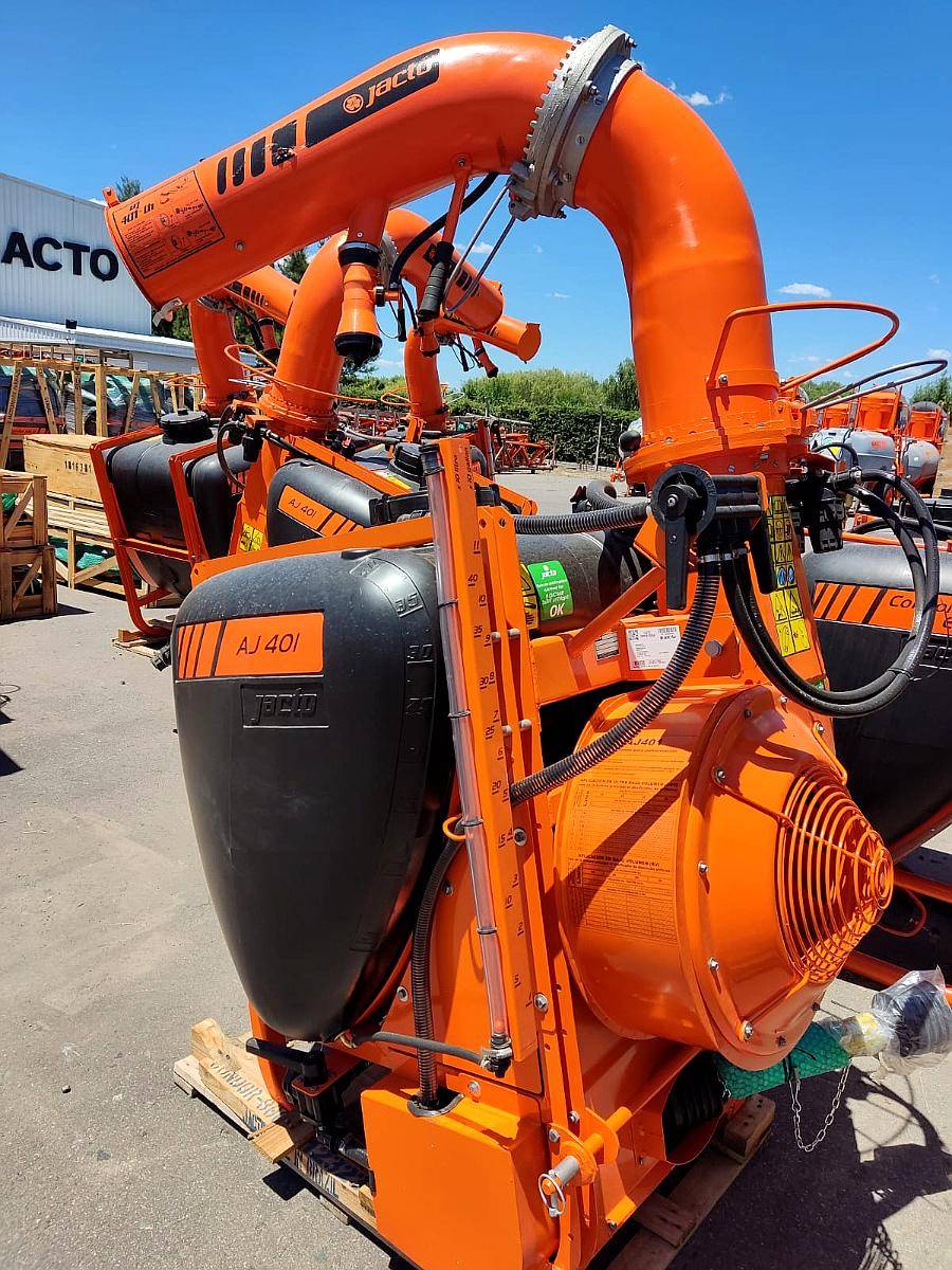 Pulverizador Cañon Jacto AJ 401 3p - Tambo, Feed Lot, Mosca