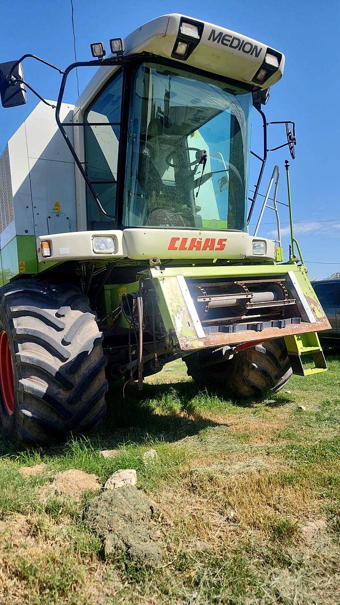 Cosechadora Claas Medion 310 (2008) – 3.500 Hs