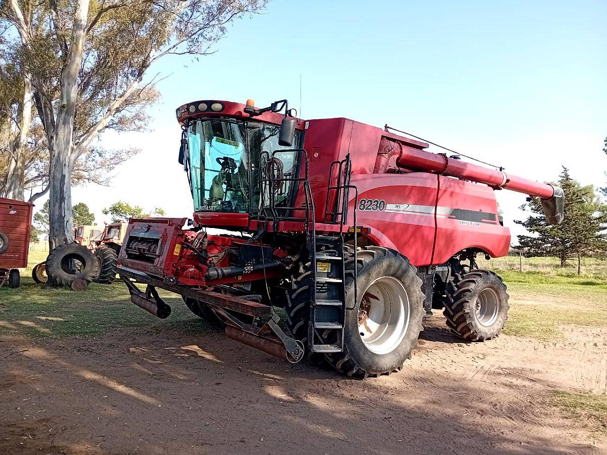 Cosechadora Case IH 8230, año 2017, Motor Nuevo a Estrenar