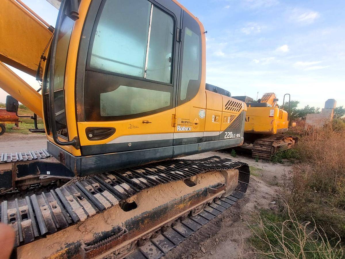 Excavadora Hyundai 220 LC-95