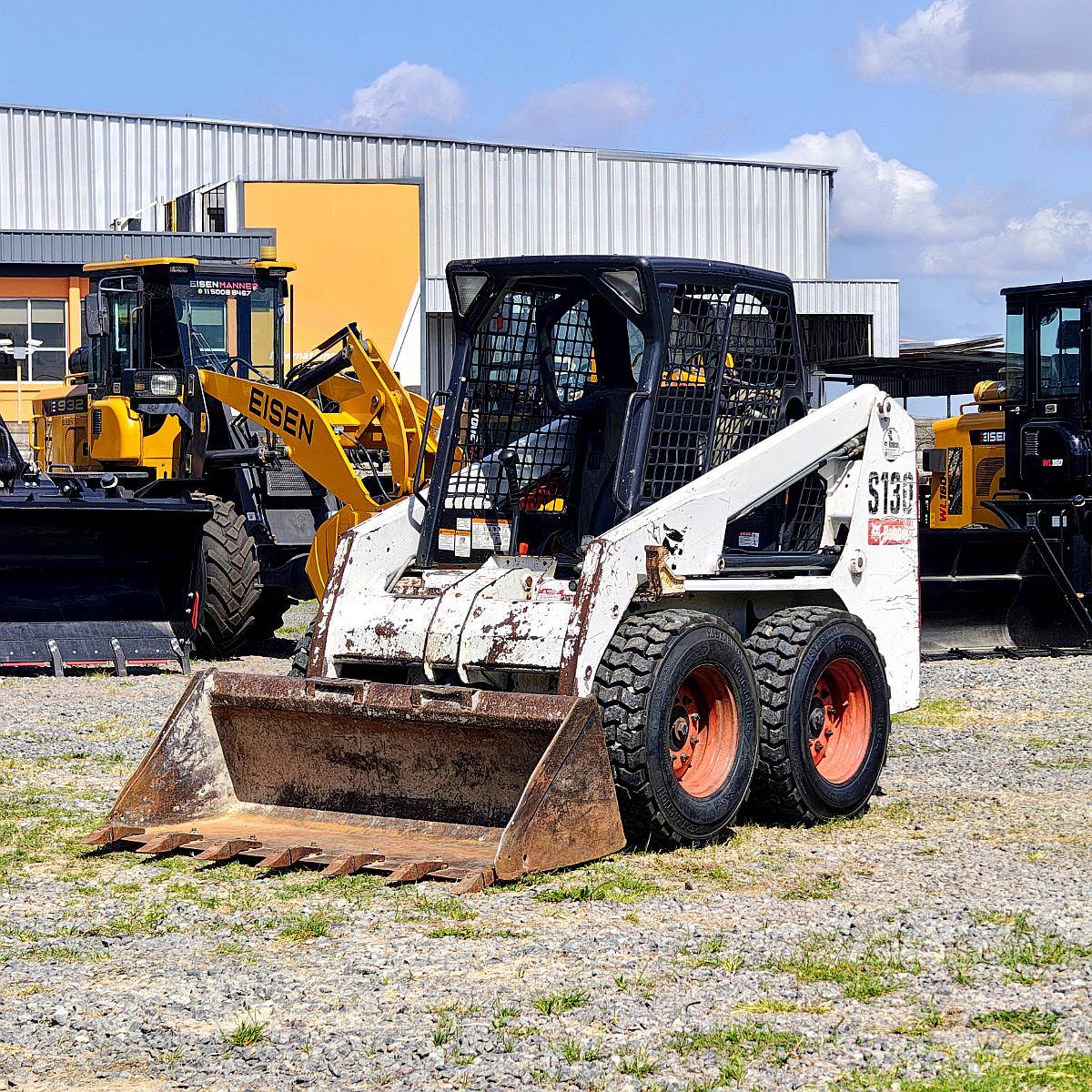 Mini Cargadora Bobcat S130 - 49hp Hidrostática Motor Kubota