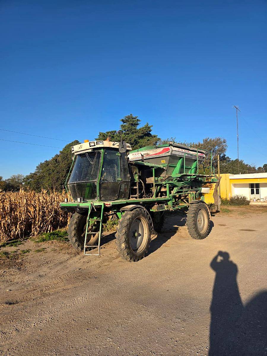 Fertilizadora Metalfor 2750, Equipo Syra 4250lts/36 año 2018