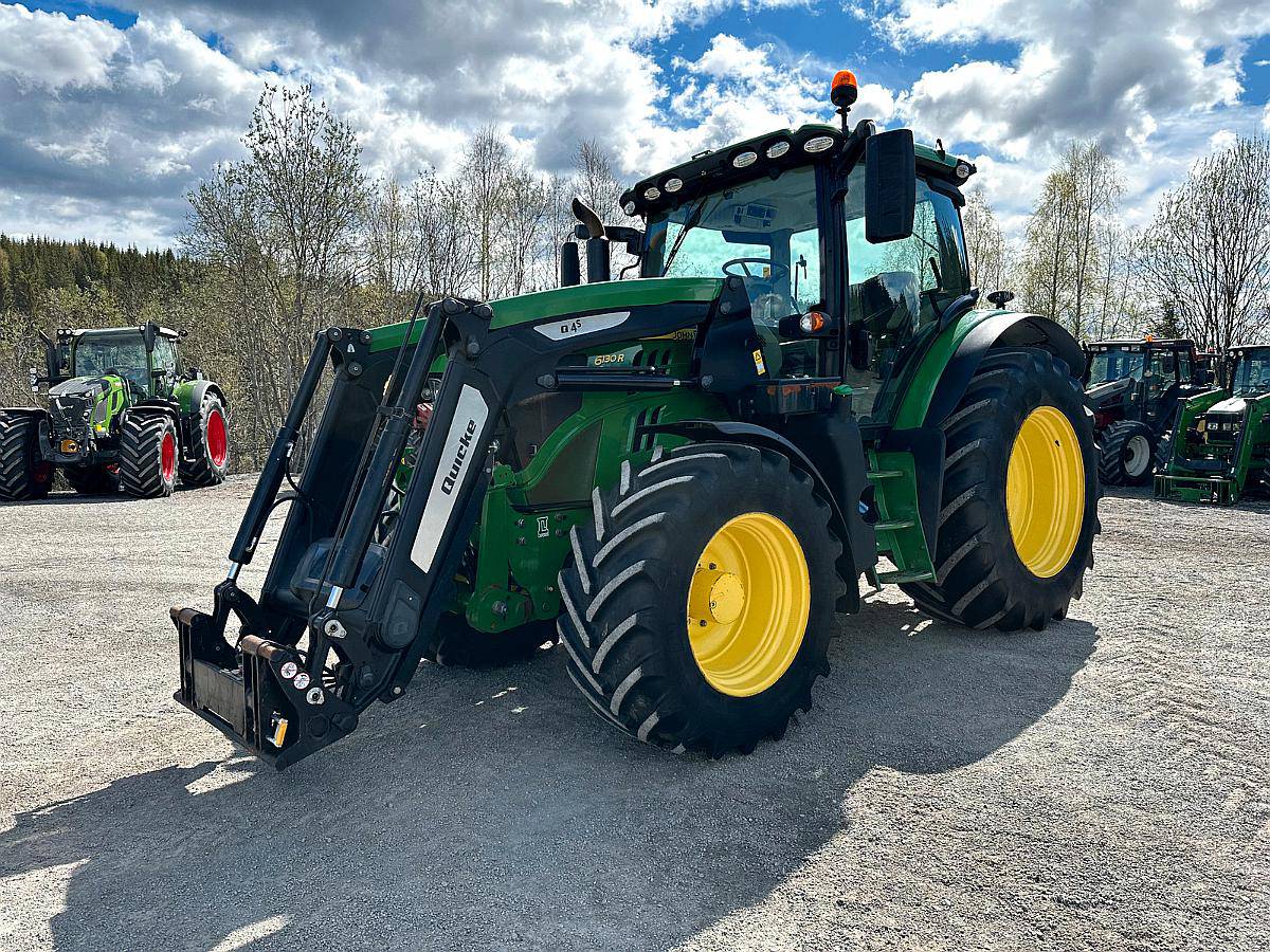 Tractor John Deere 6130 R