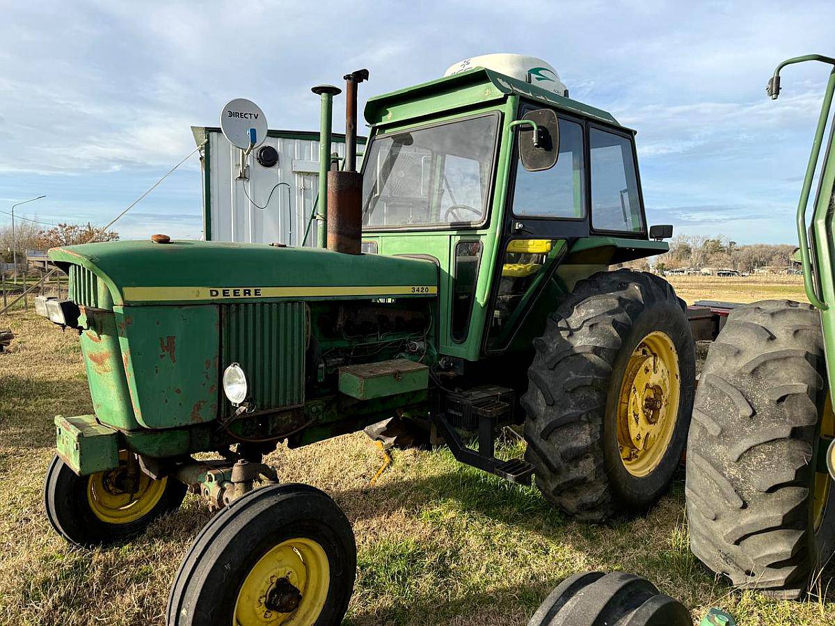 Tractor John Deere 3420