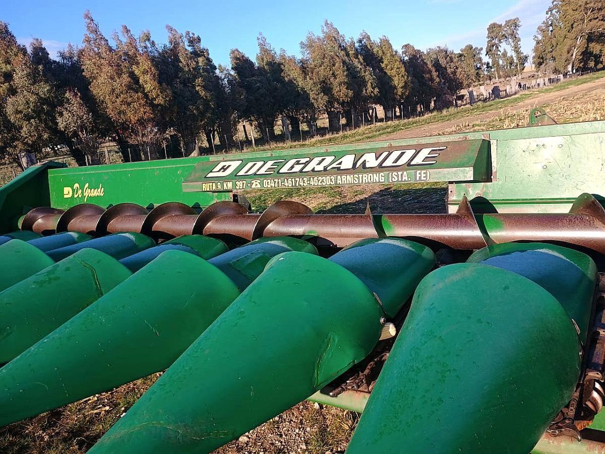 Maicero - de Grande de 10 a 70 cm - año 2007 - Emboc Case IH