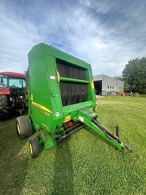 John Deere 568 Megawide