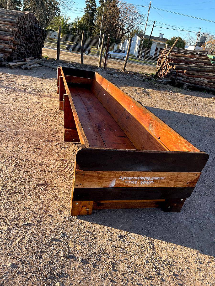 Comedero Super Reforzado 80cm X 4m Agraso Maderas