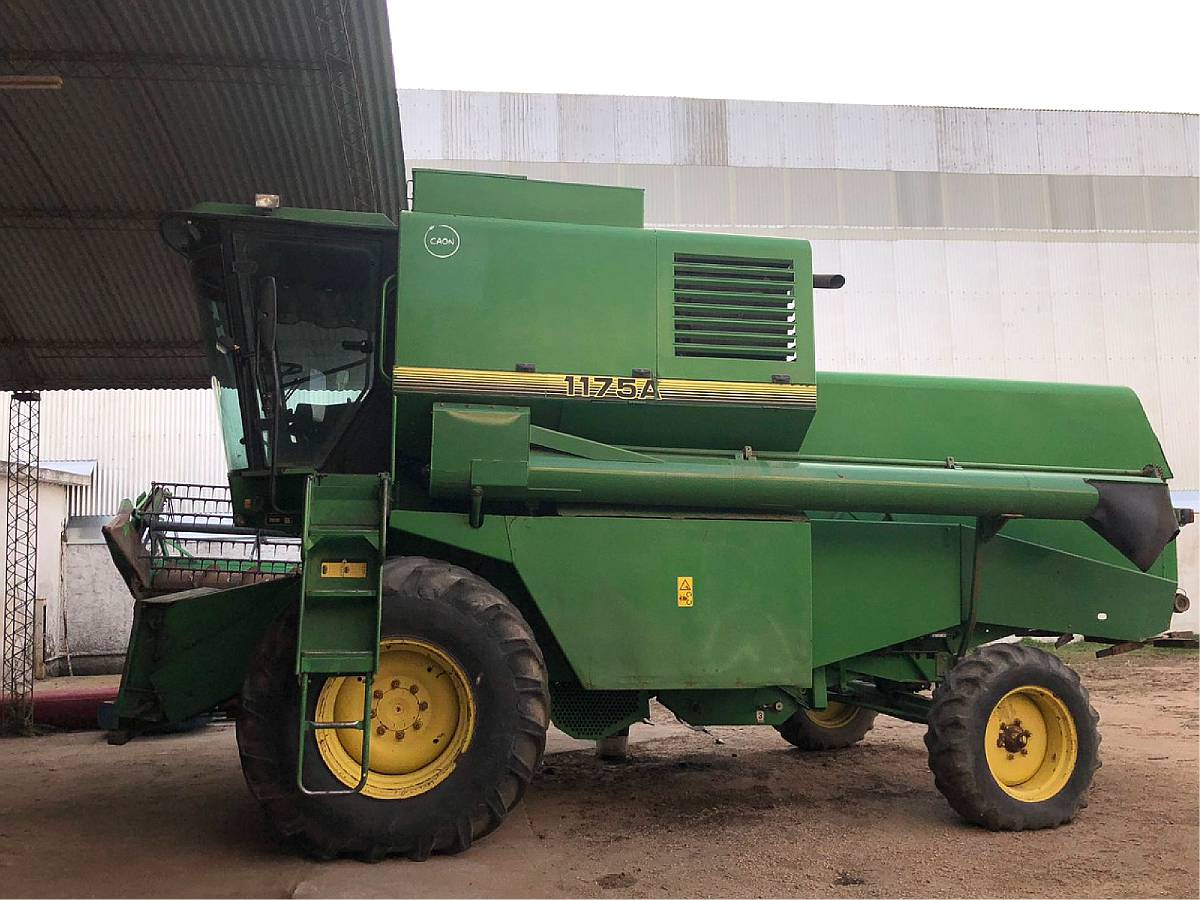 Cosechadora John Deere 1175 - con Maicero