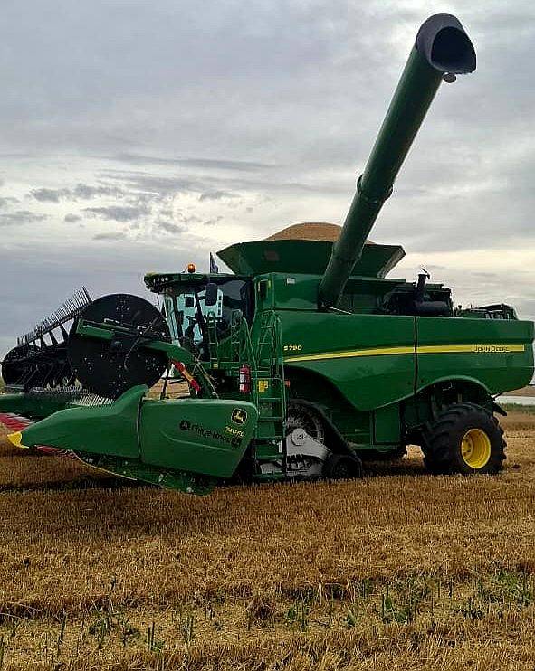 Cosechadora John Deere S790 - Impecable