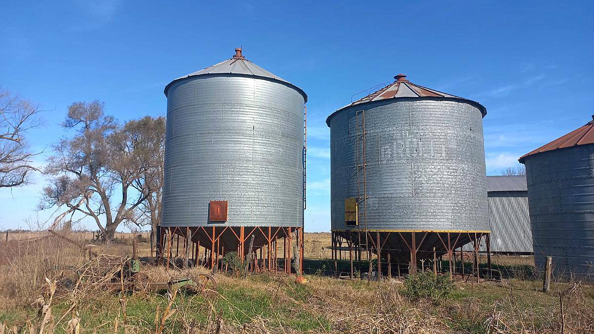 2 Silos Aereos Biroccesi 80tn -brolli 68 TN