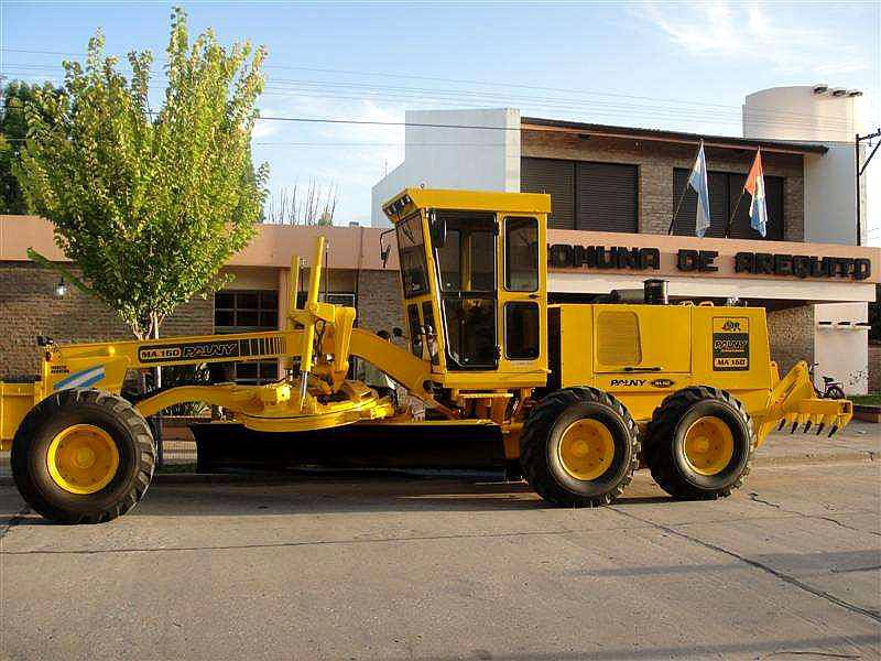 Motoniveladora Pauny 160 HP