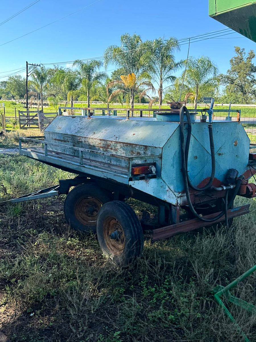 Cisterna 3000l con Bomba
