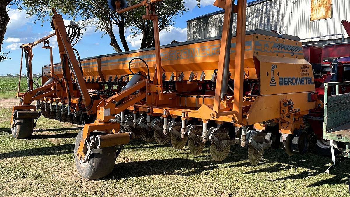 Sembradora Agrometal TX Mega 20 a 42, año 2002, Fertilizacio