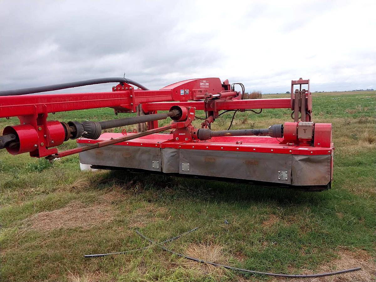 Segadora Acondicionadora Yomel Mosquito 3770