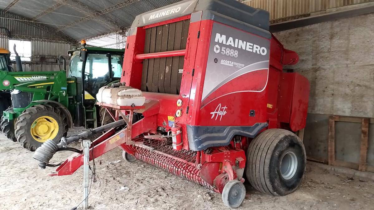 Rotoenfardadora Mainero 5888 Usada