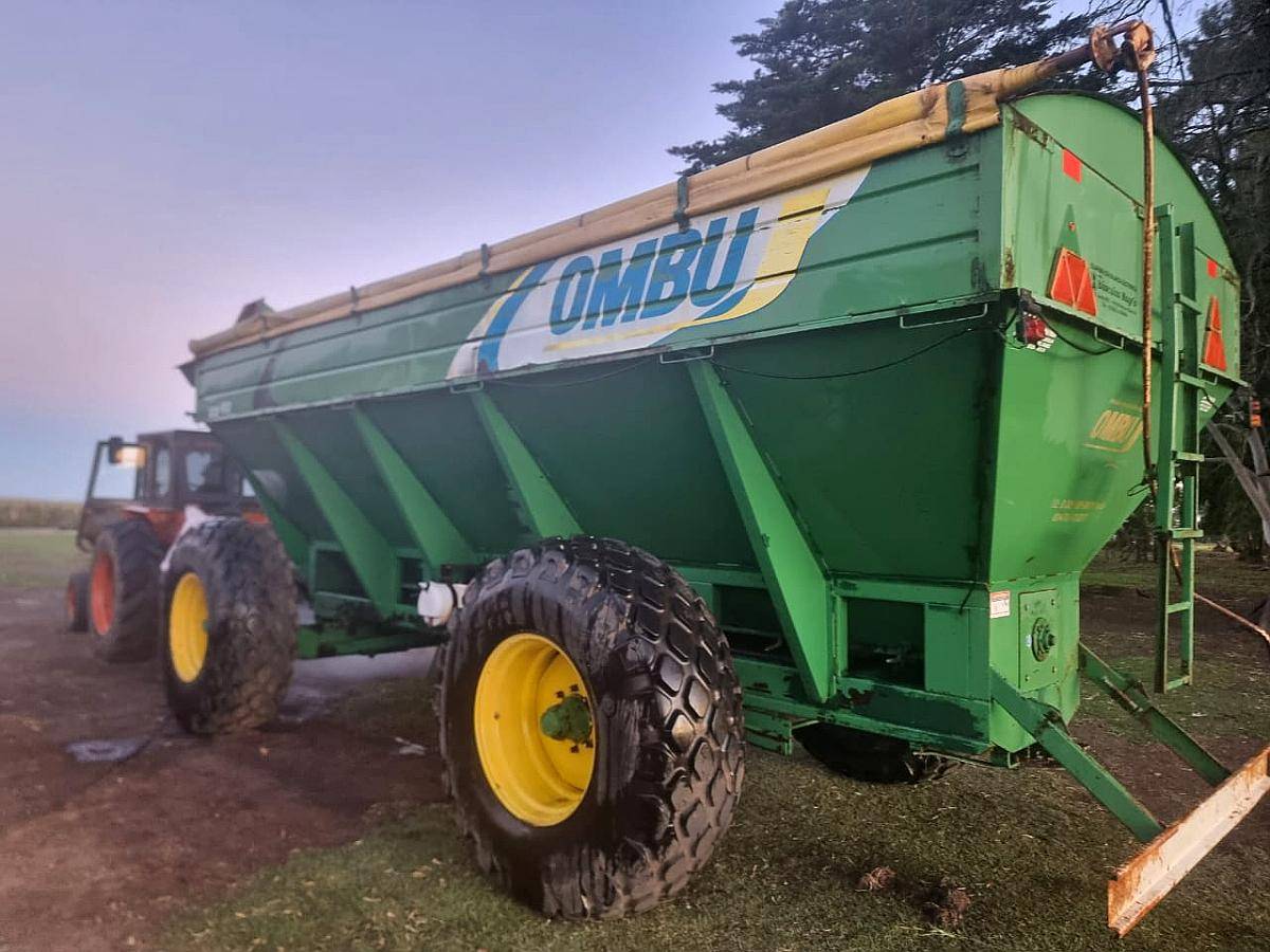 Tolva Autodescargable Ombu de 22 TN