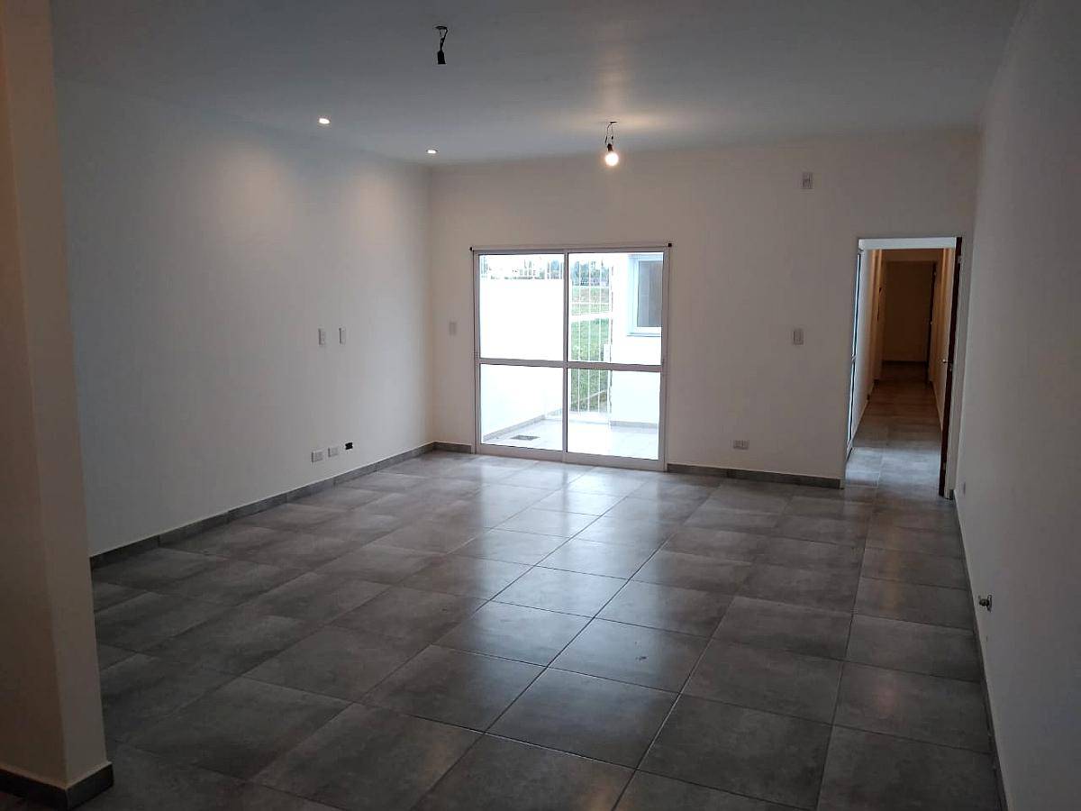 Vendemos Casa Tipo Zona Nuevo Profesorado