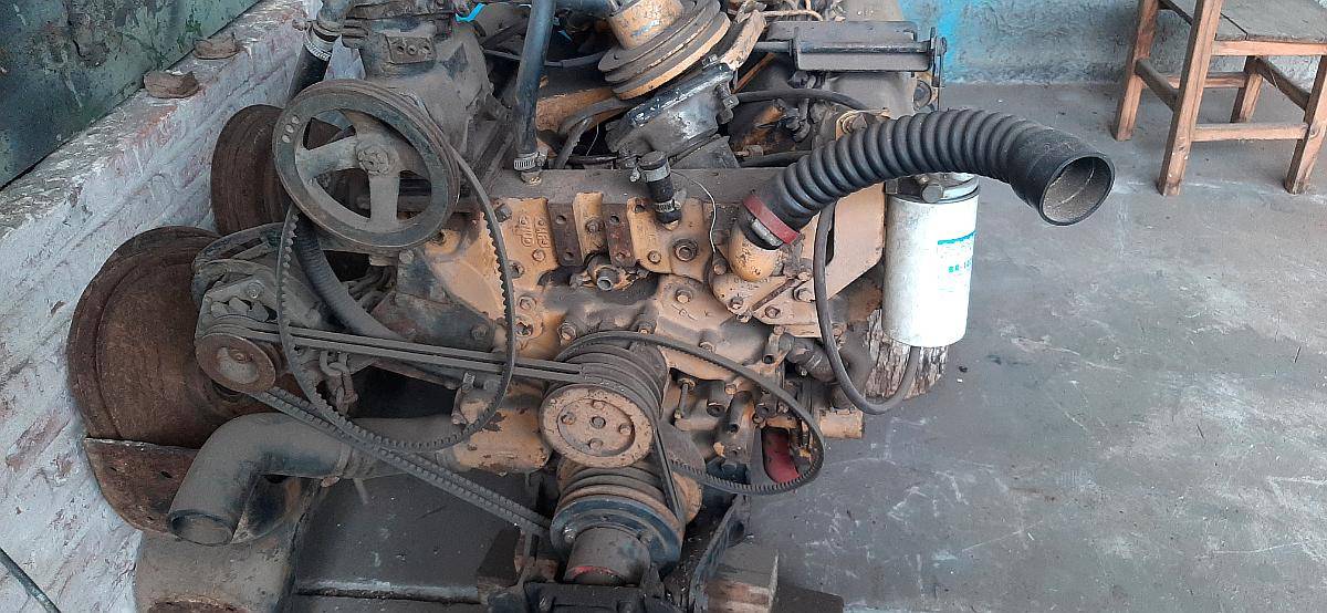Motor Caterpillar 3208 Usado