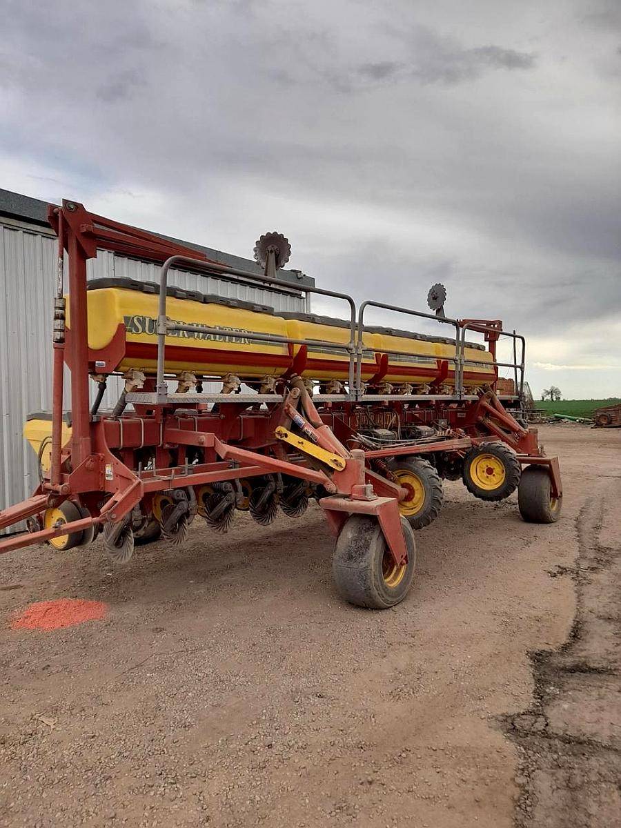 Sembradora Super Walter W630