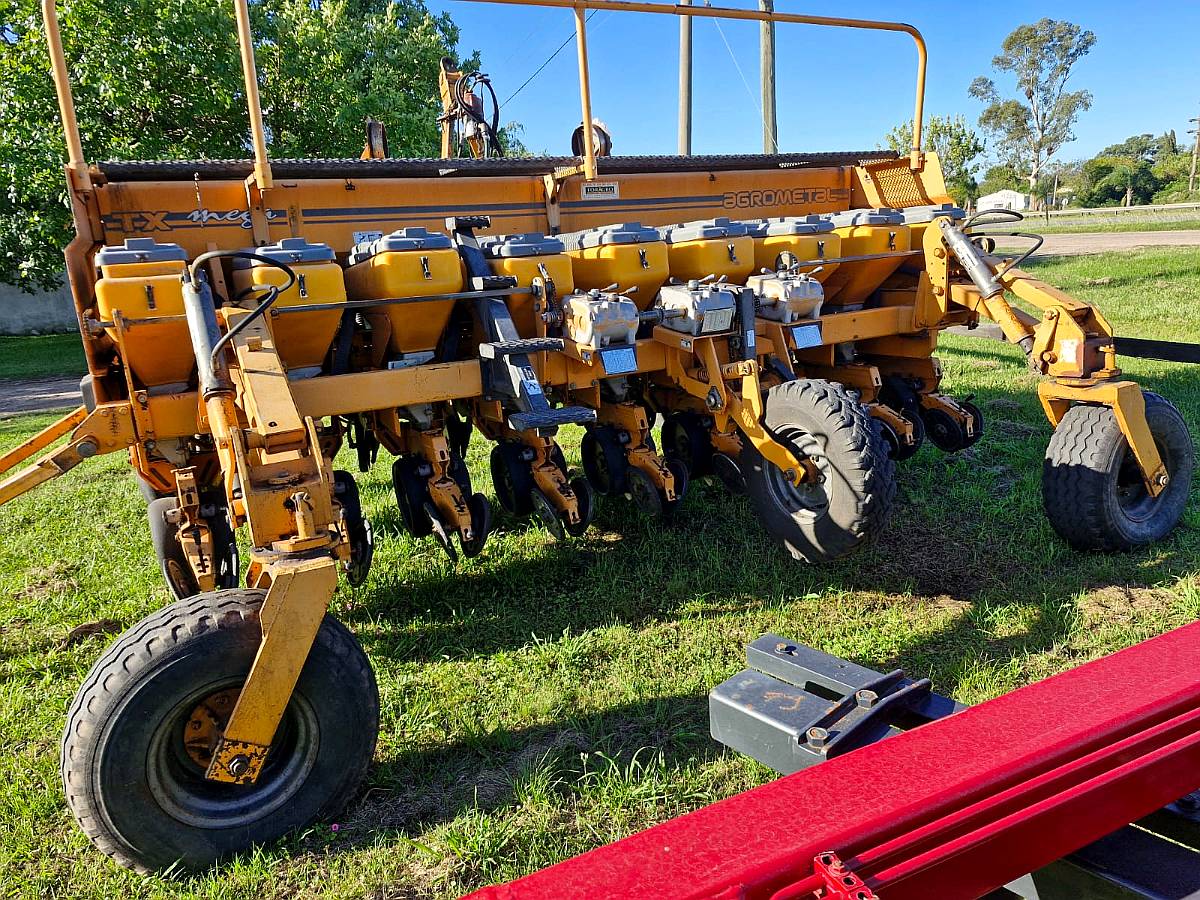 Agrometal TX Mega de 9 a 52 - año 2002