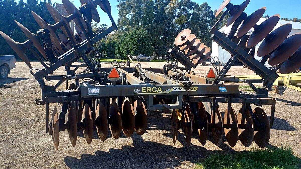 Rastra de Disco Erca 56 Platos con Salida Hidrauilca Tras.