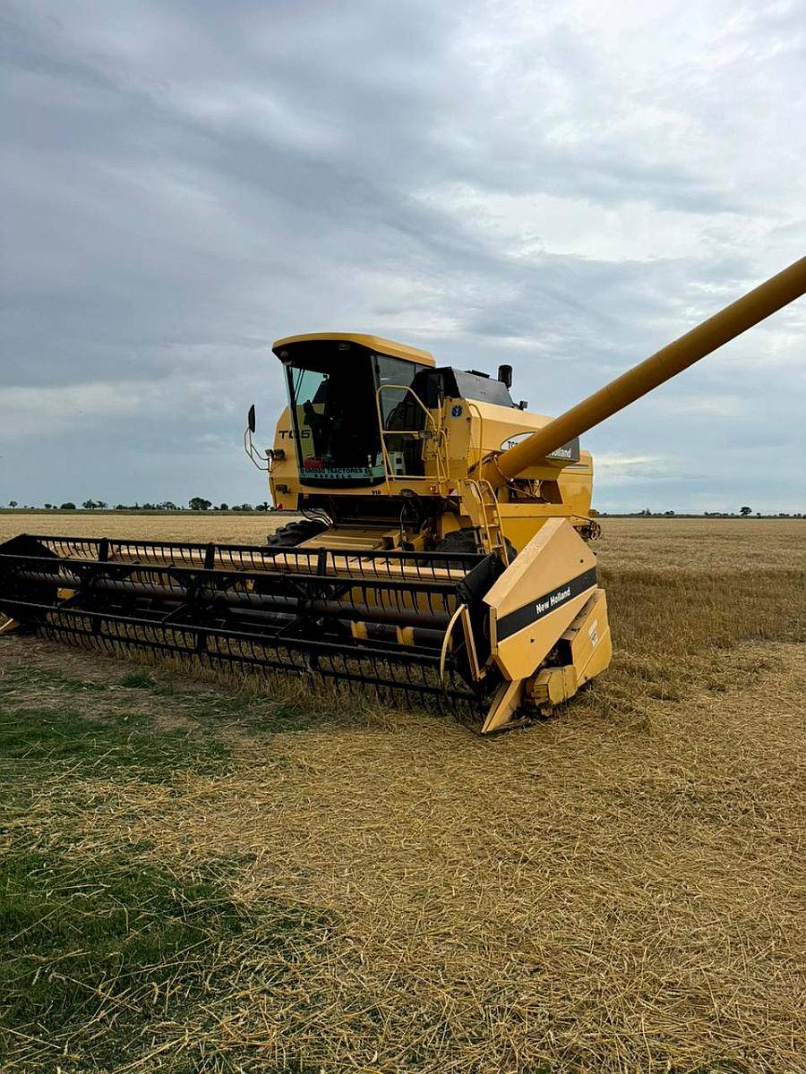 Cosechadora New Holland TC57