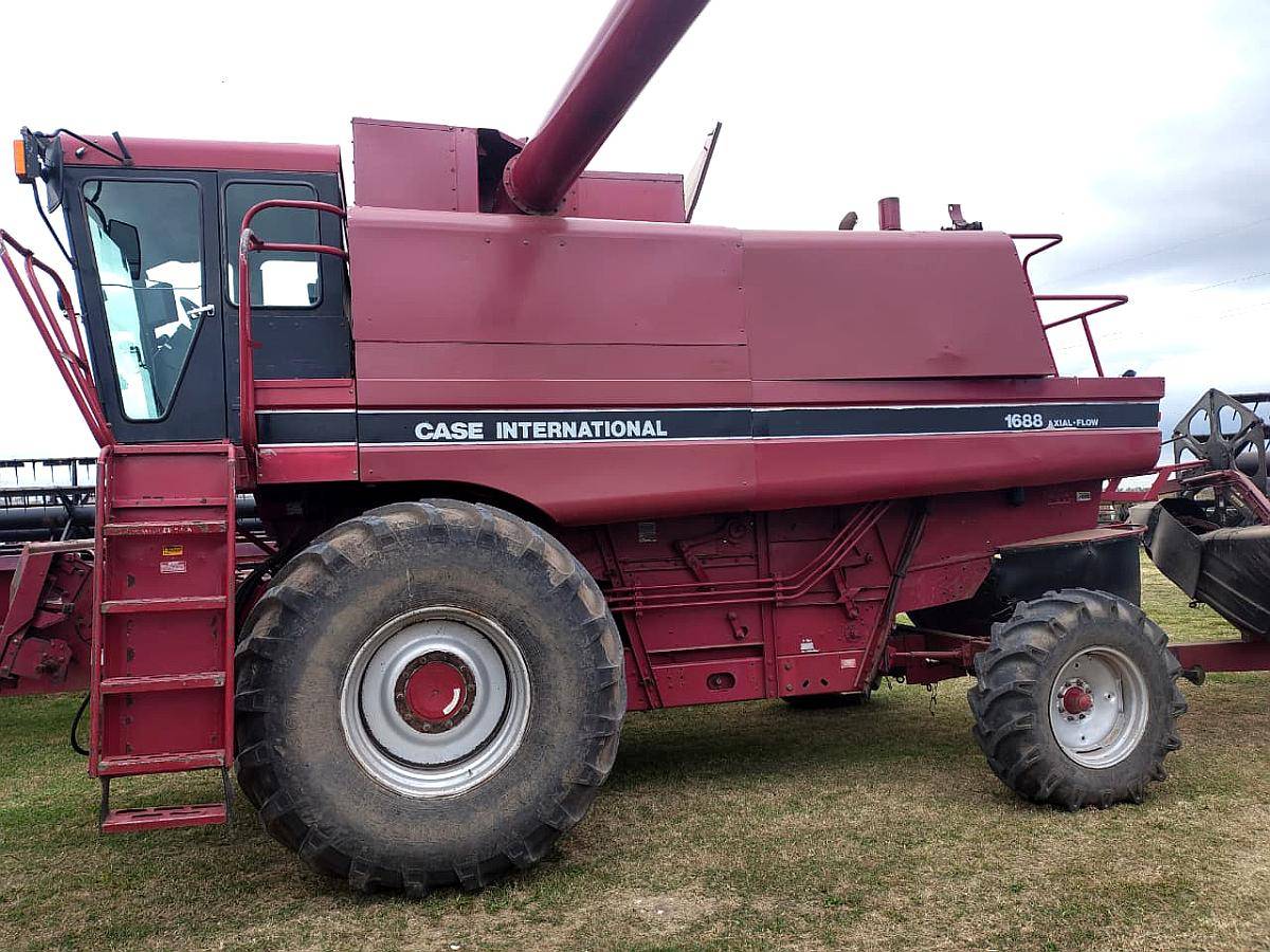 Cosechadora Case IH 1688 año 1996
