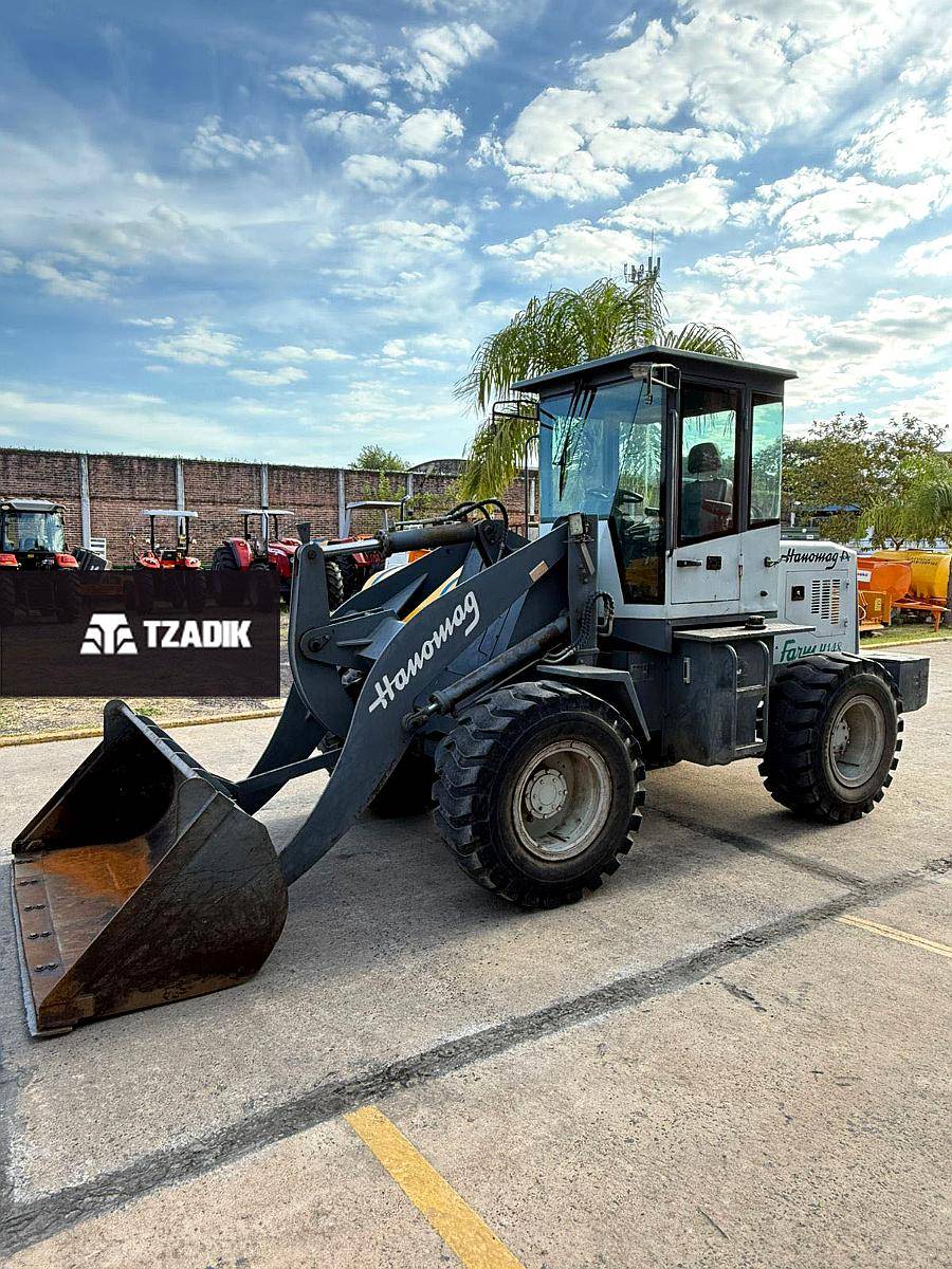 Pala Frontal Usada Hanomag H148 4X4 – Excelente Estado