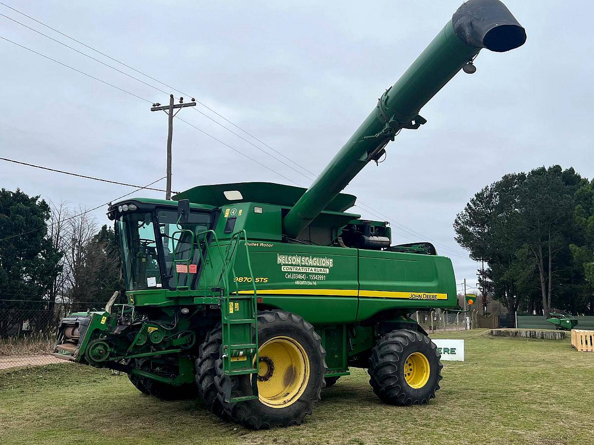 Cosechadora John Deere 9870, año 2008