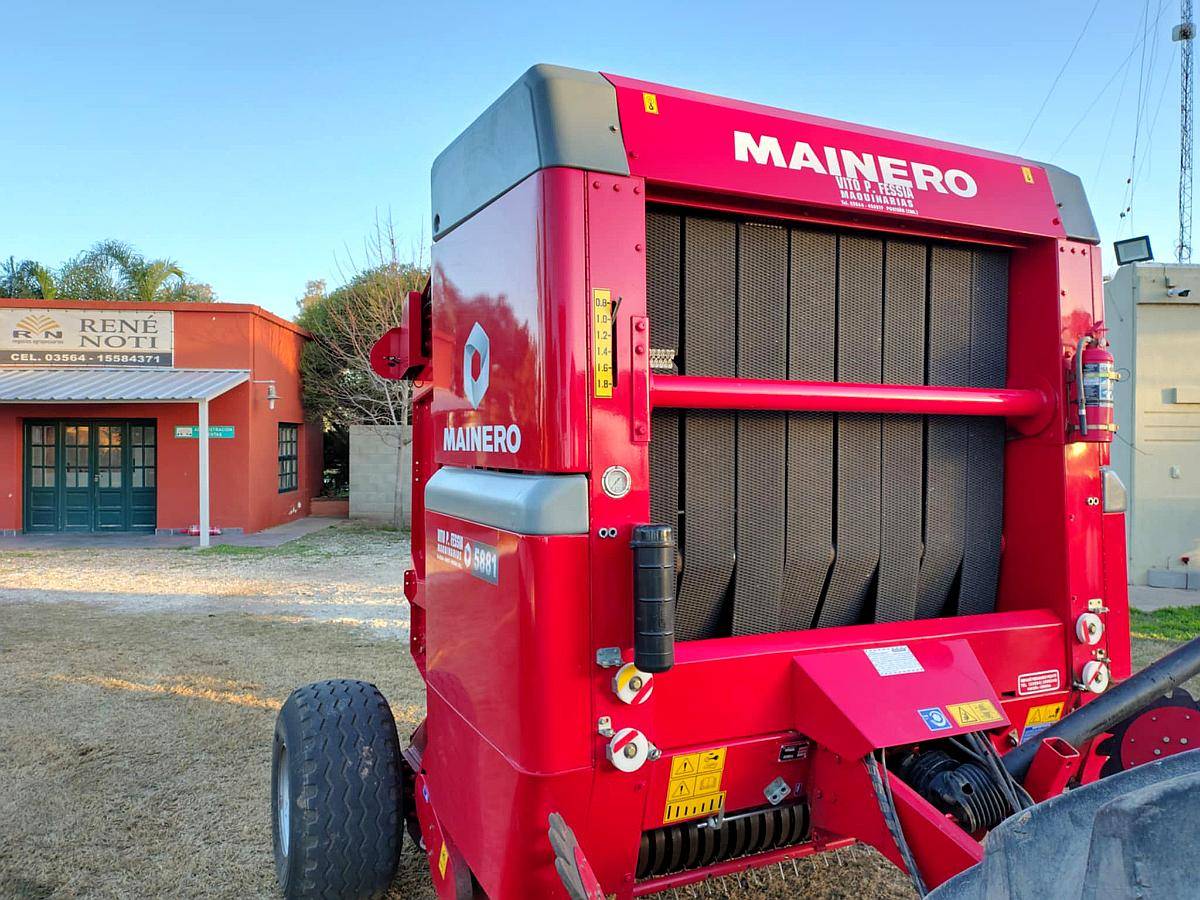 Rotoenfardadora Mainero 5881 Impecable. con Monitor