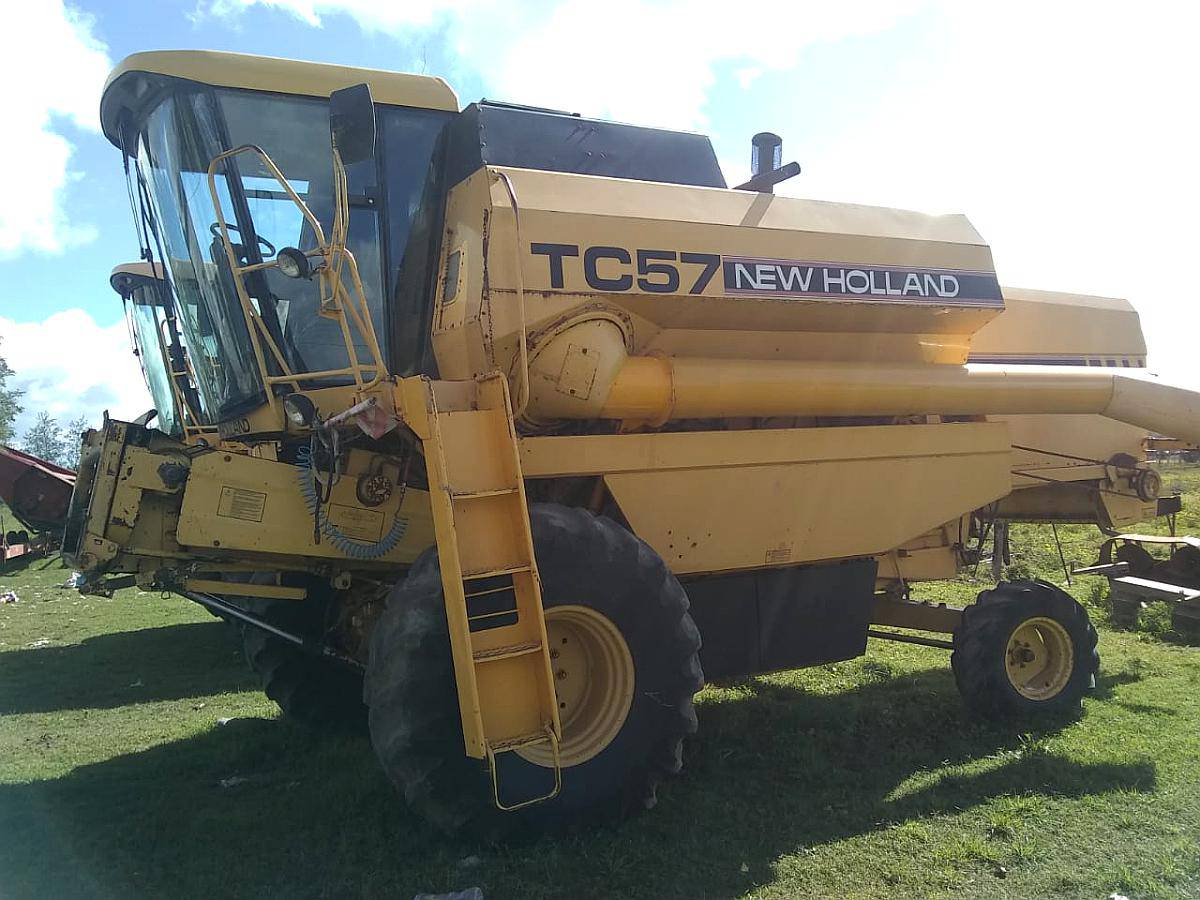 Tractor New Holland TC 57