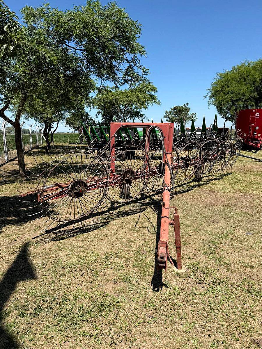 Rastrillo Marinozzi de 7 Estrellas Usado Reparado.