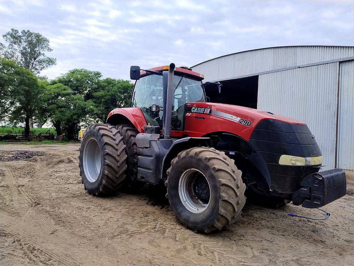 Tractor Case IH Magnum 290, 4wd, Dual, 2014