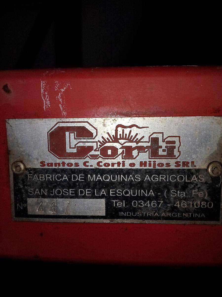 Corti Excelente Estado 20 Metros