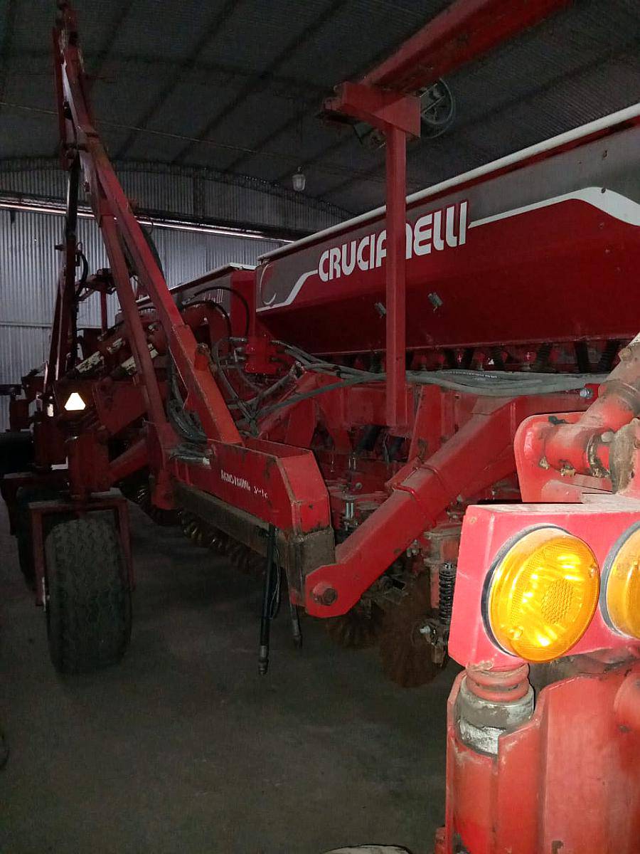 Crucianelli Pionera 48 a 20 .