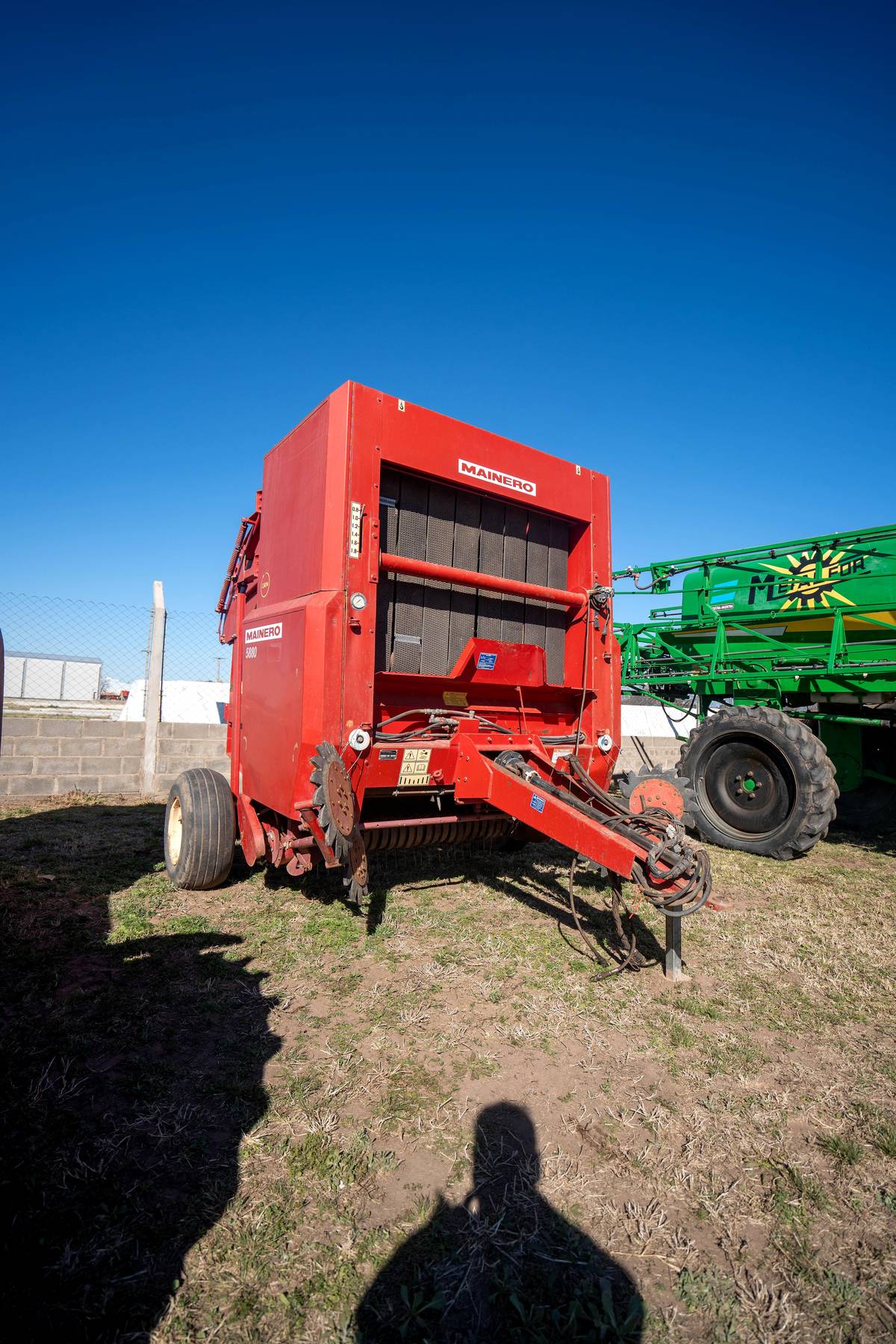 Rotoenfardadora Mainero 5880 año 2006