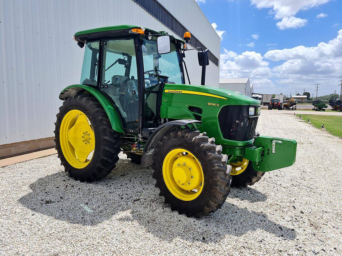 Tractor John Deere 5090e30c PR, 2026, R. Patón, 92 HP