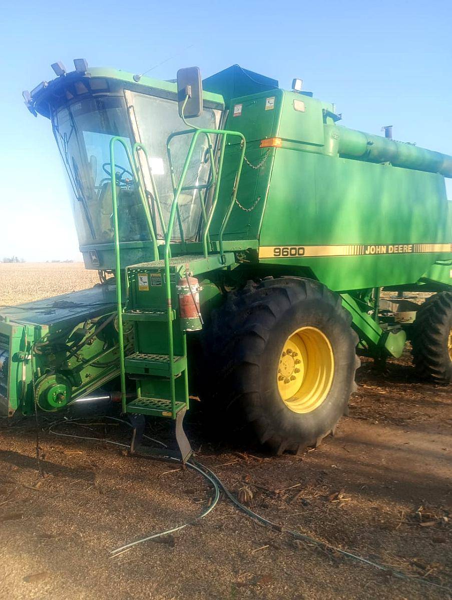 Cosechadora John Deere 9600, año 1996, Doble Traccion