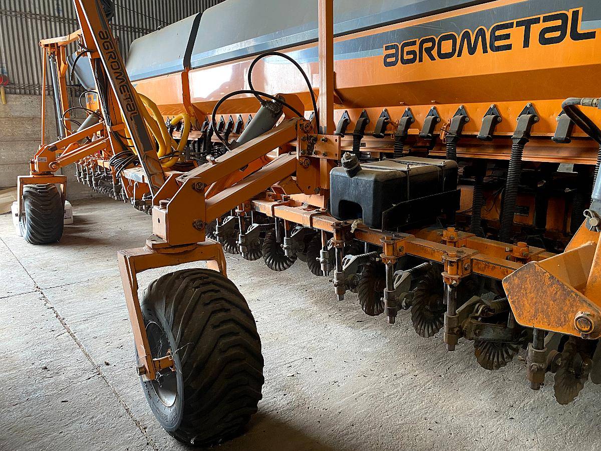 Semb. Agrometal TX Mega 22 a 0,35- Doble Fert-kit de Trigo
