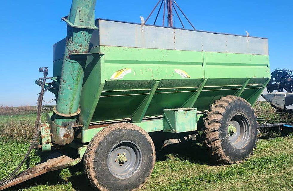 Acoplado Autodescargable Montecor 18 Tons 2005