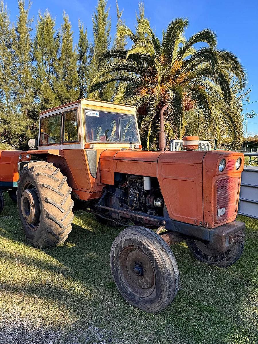 Tractor Fiat 700 e