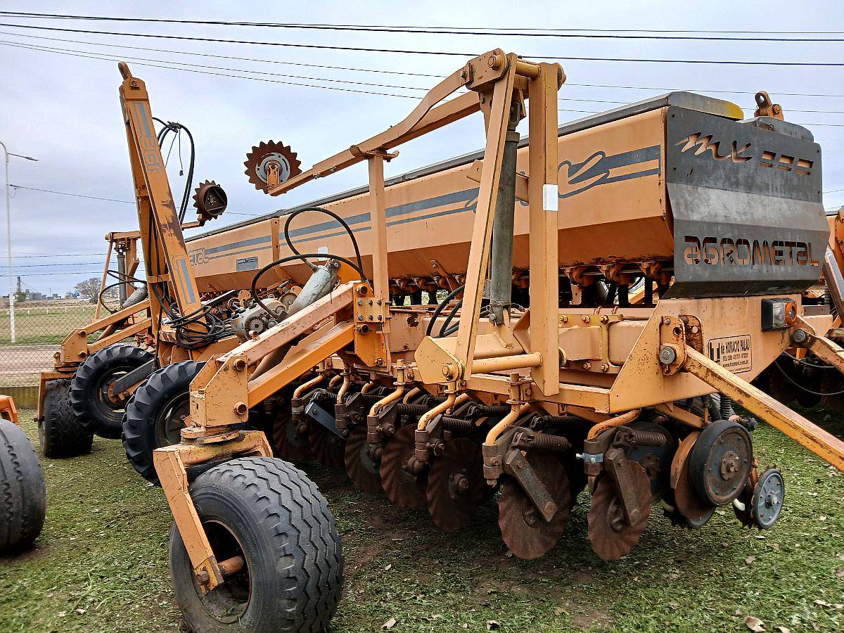 Sembradora MX33 a 21