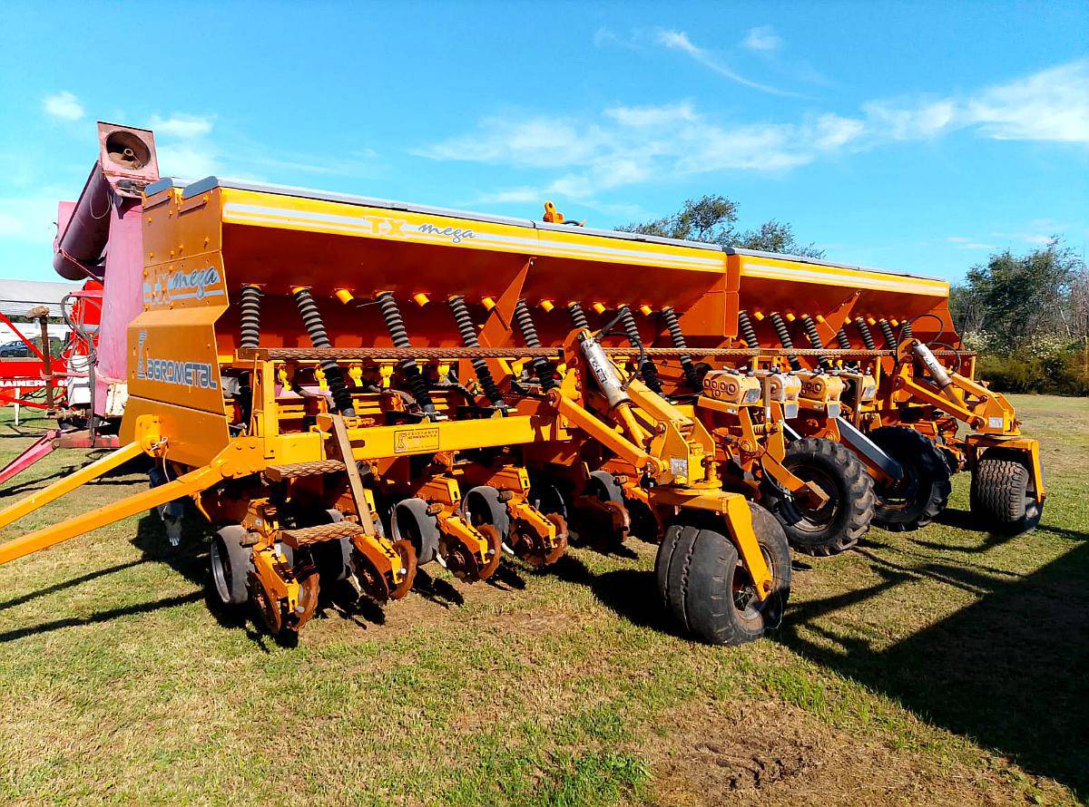 Sembr. Agrometal TX Mega 16/52 Neumática