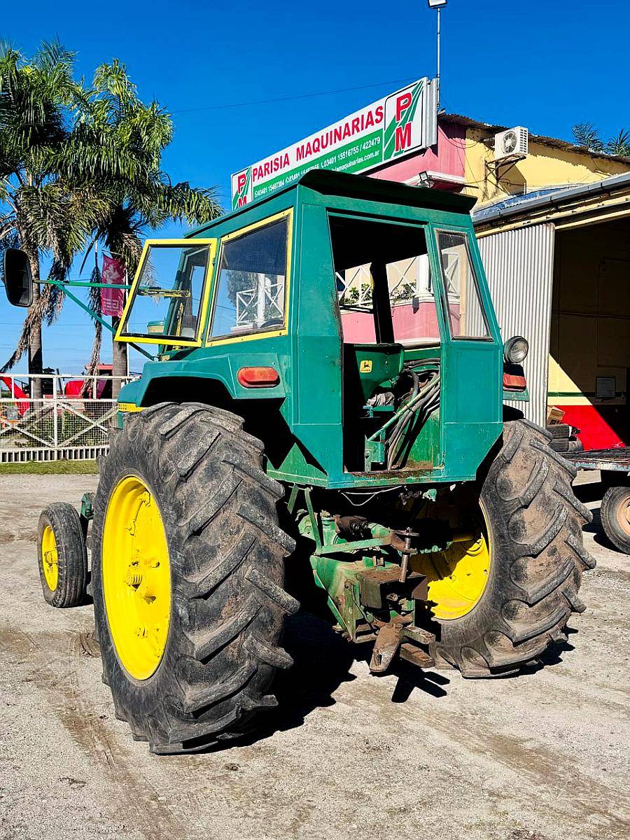 Tractor John Deere 3530