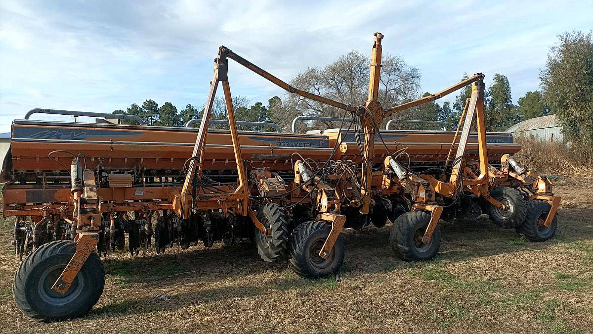 Agrometal MX de 46 a 21 - Monitor Contro Algro Trasero