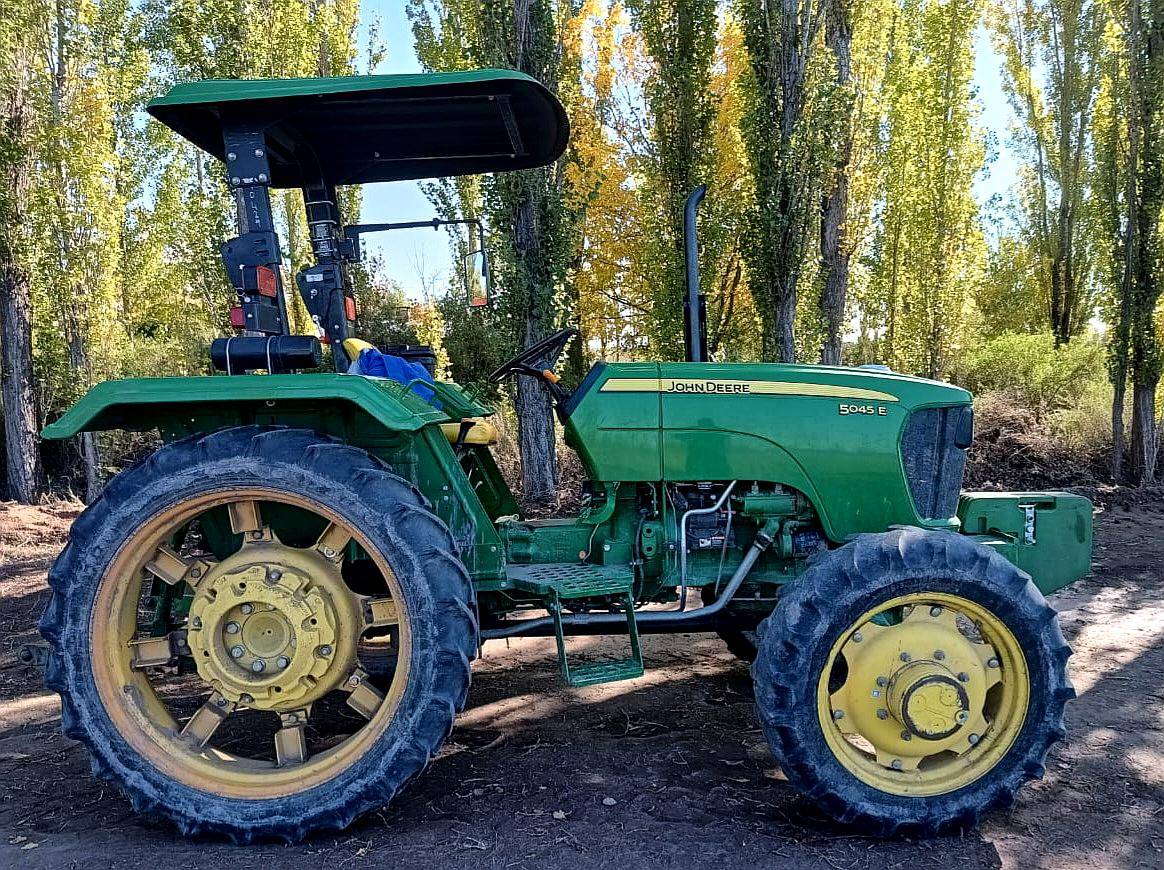 Tractor John Deere 5045e Doble Traccion