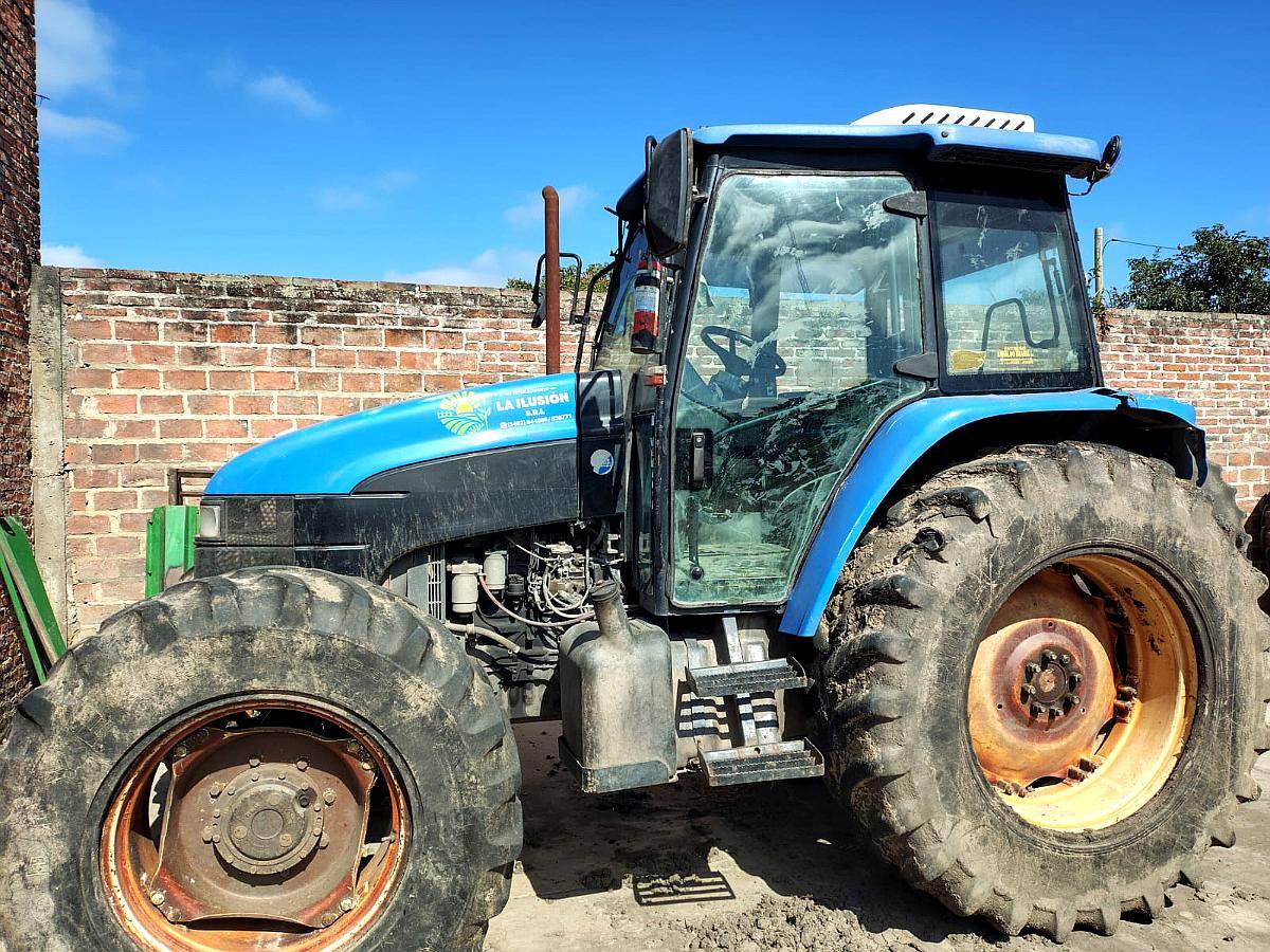 Tractor New Hollland TS6040