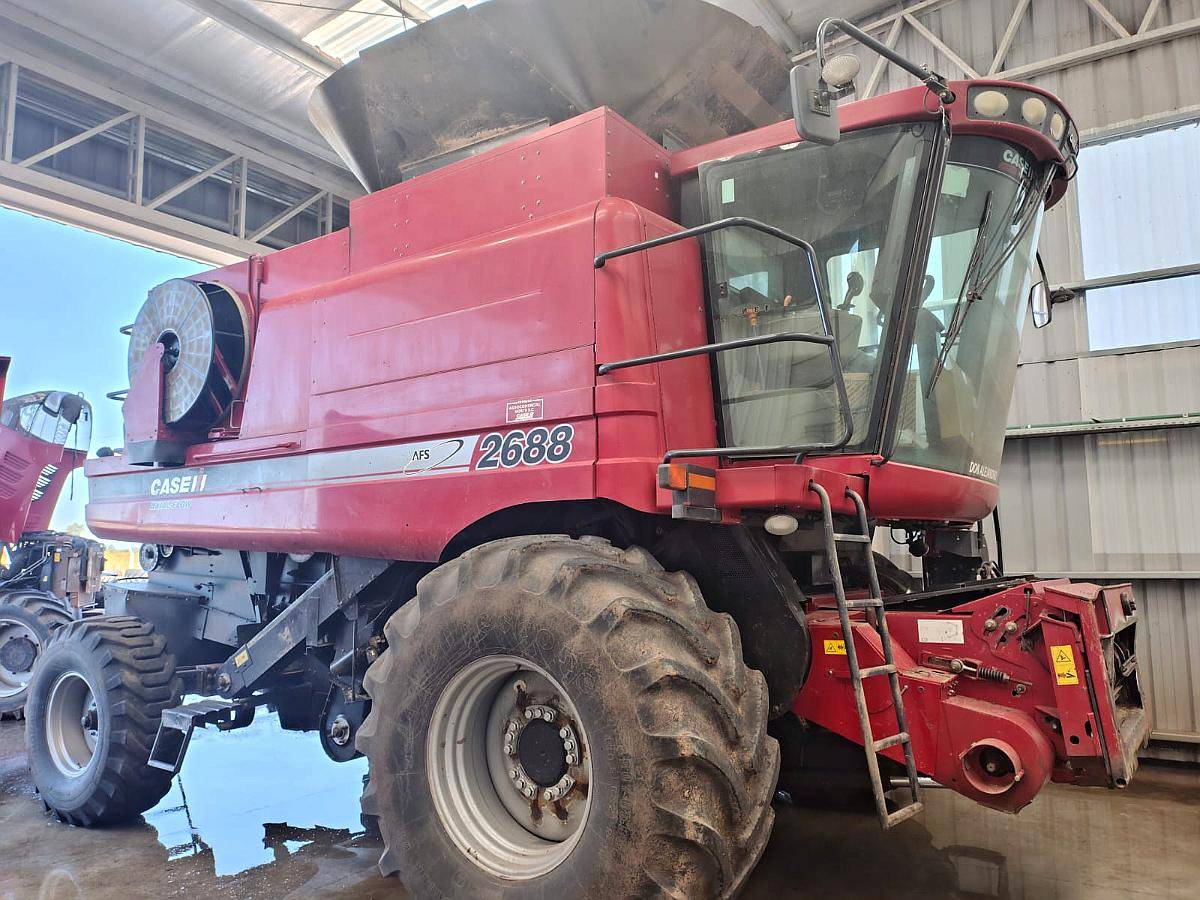 Cosechadora Case IH 2688 año 2011