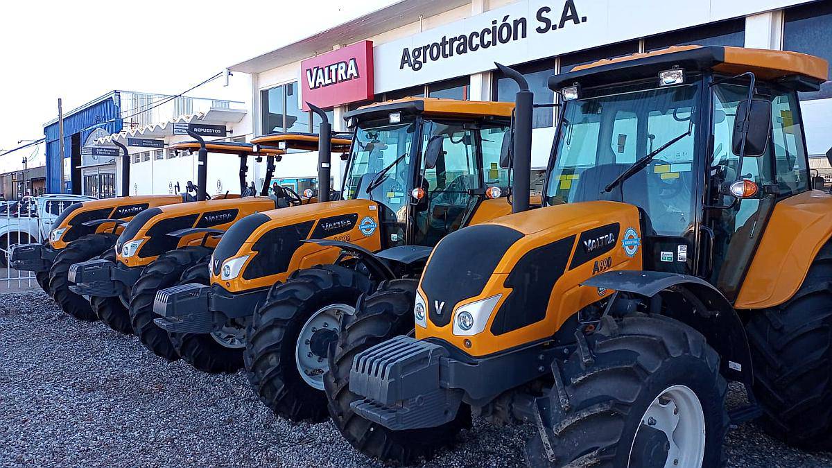 Tractor Valtra A990 Doble Tracción 0 km