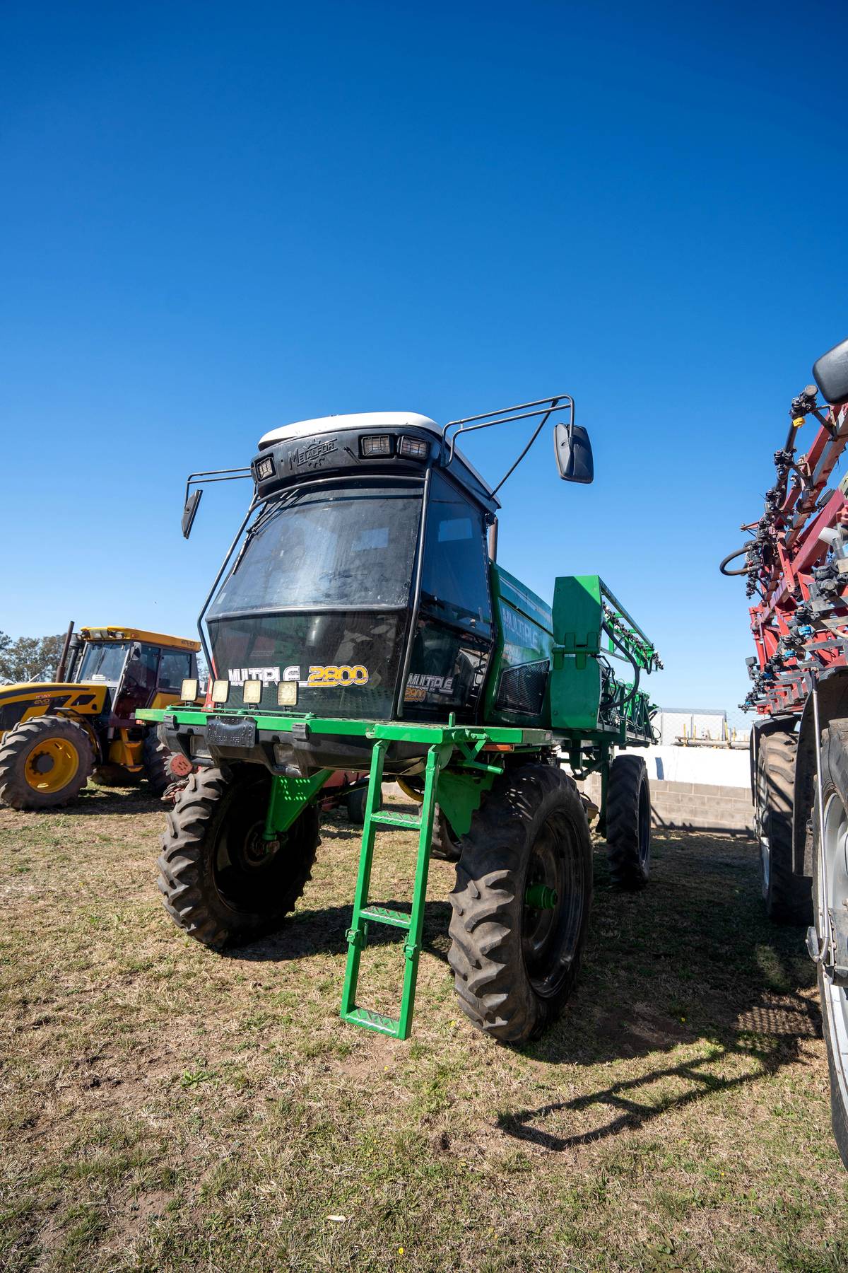 Pulverizadora Metalfor 2800 año 2004